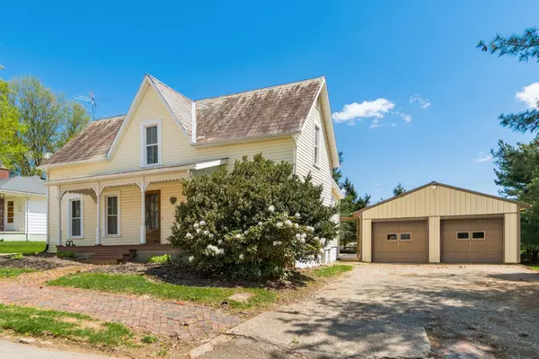 Somerset, OH 43783,127 Summit Street