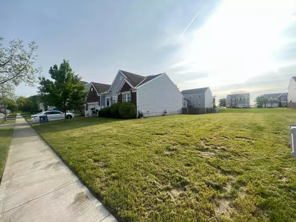 Groveport, OH 43125,5631 Shellbark Street