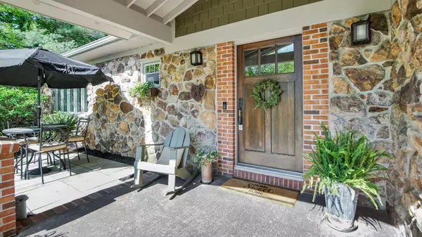 Granville, OH 43023,378 Orchard Drive