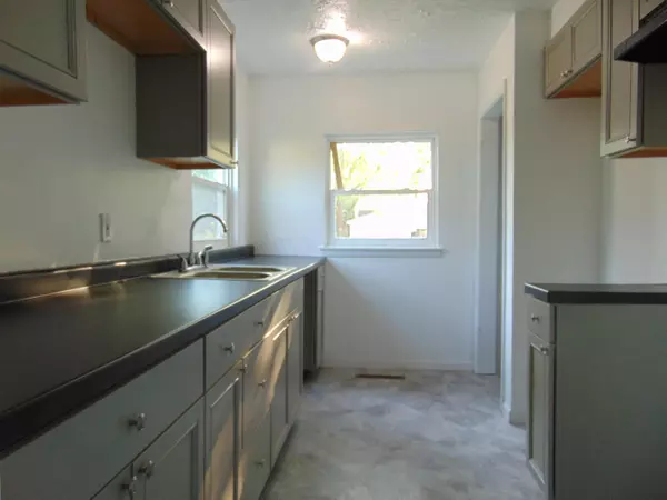 Columbus, OH 43204,215 S Wayne Avenue