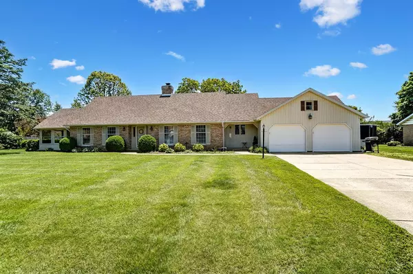 1213 Countryside Drive, Washington Court House, OH 43160