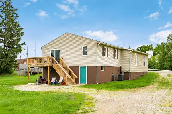 New Lexington, OH 43764,706 N Pleasant Street #1