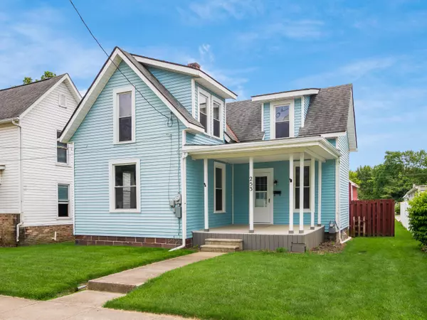 Plain City, OH 43064,253 E Main Street