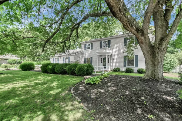 2786 Elginfield Road, Upper Arlington, OH 43220