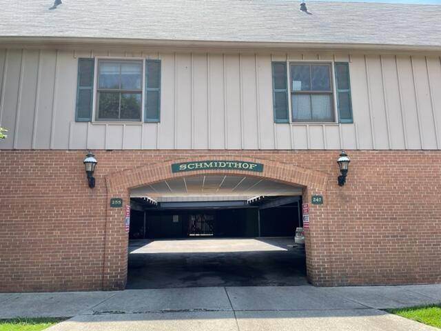 251 E Kossuth Street #B, Columbus, OH 43206
