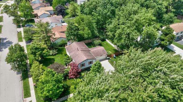 Powell, OH 43065,8195 Lone Tree Drive