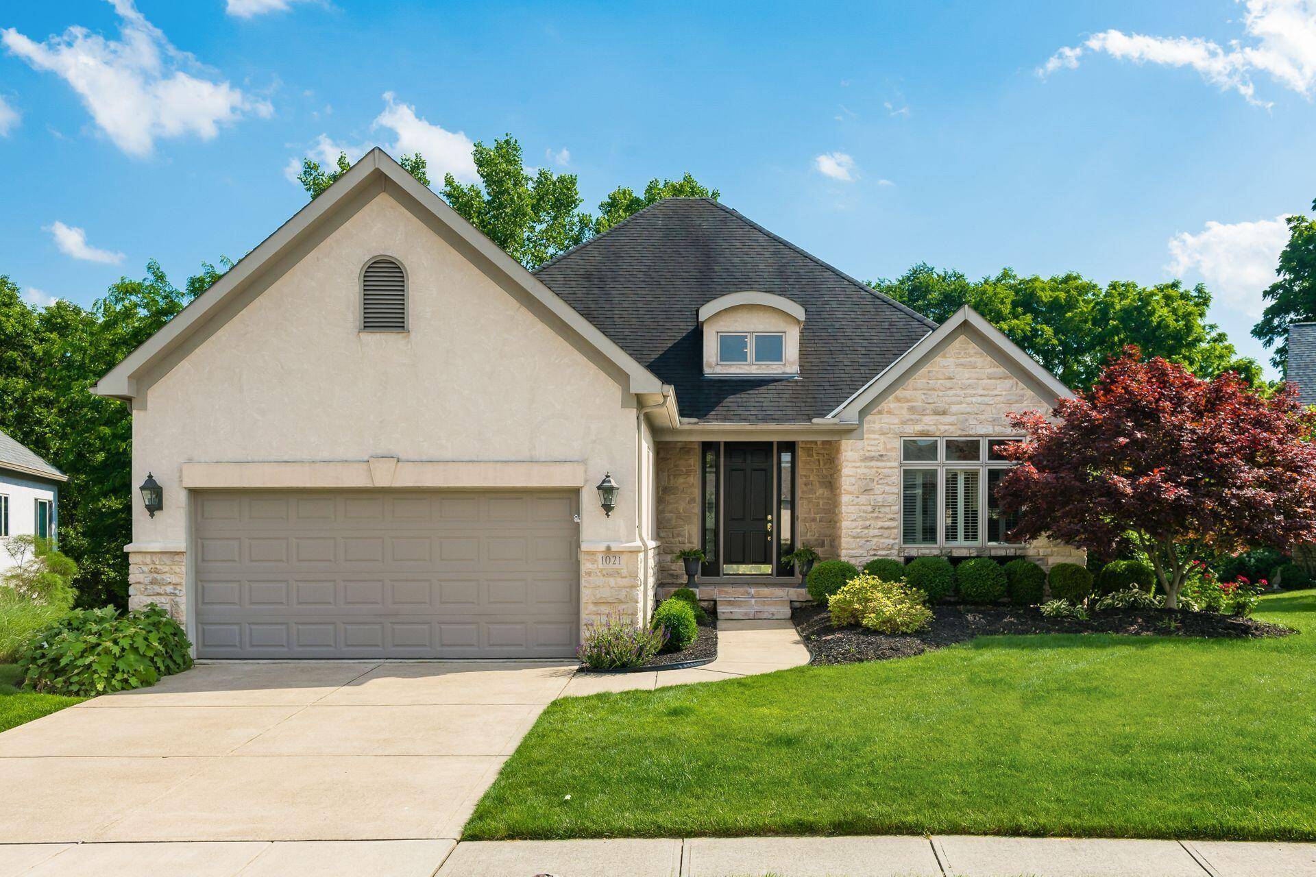 1021 Linworth Village Drive, Columbus, OH 43235
