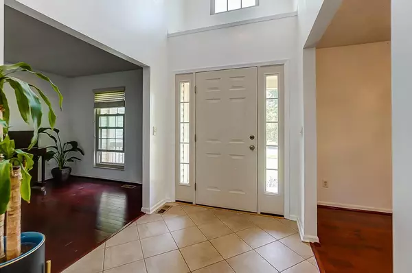 Columbus, OH 43228,5938 Rainwater Way