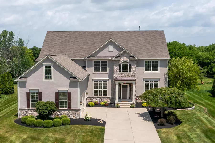 6582 Shady Lake Court, Lewis Center, OH 43035