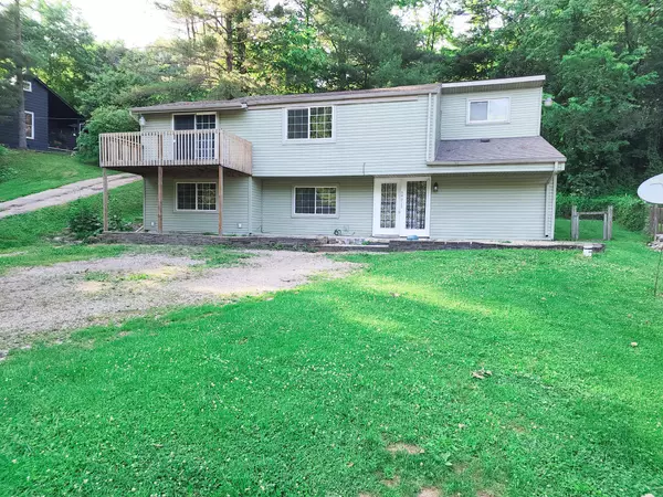 59713 US Rt 50, Mcarthur, OH 45651