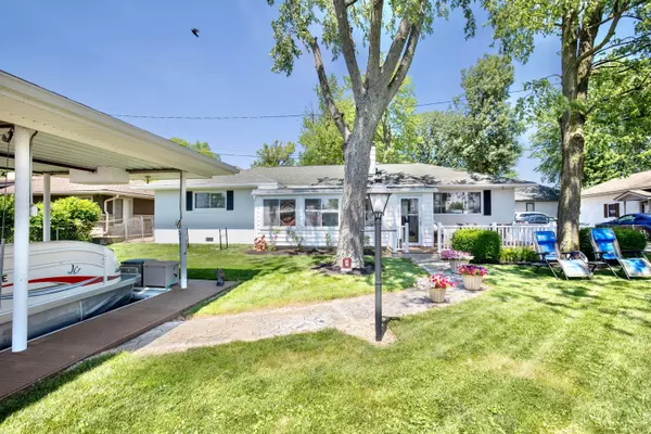 Russells Point, OH 43348,452 Harbor View Drive