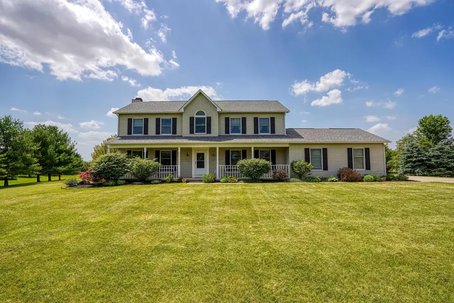 1121 E Slate Ridge Drive, Canal Winchester, OH 43110