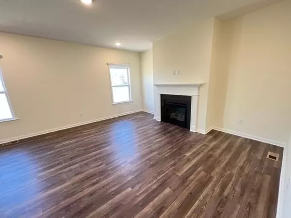 Pataskala, OH 43062,1071 Legacy Lane