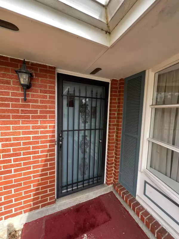 Dayton, OH 45449,2550 Flowerstone Drive