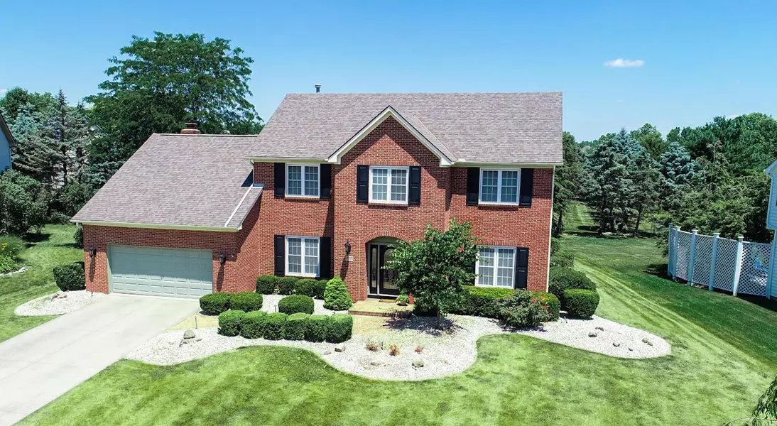 2555 Driftwood Court, Lewis Center, OH 43035