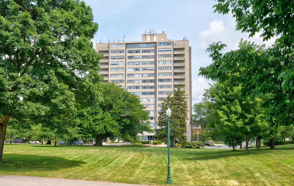 1620 E Broad Street #805, Columbus, OH 43203