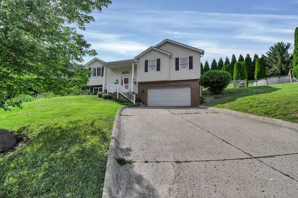 395 Mae Street, Logan, OH 43138