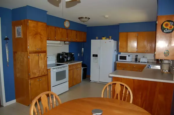 West Mansfield, OH 43358,262 Lake Avenue