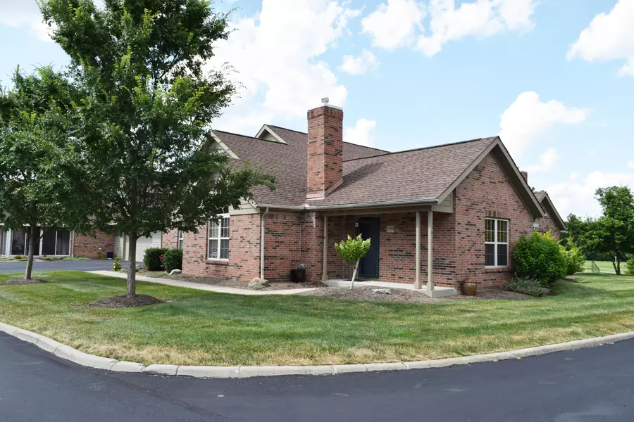 2979 Laurel Wind Boulevard, Lewis Center, OH 43035