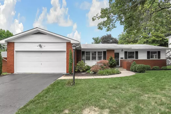 390 Riley Avenue, Worthington, OH 43085