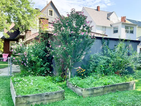 Mansfield, OH 44903,671 Highland Avenue