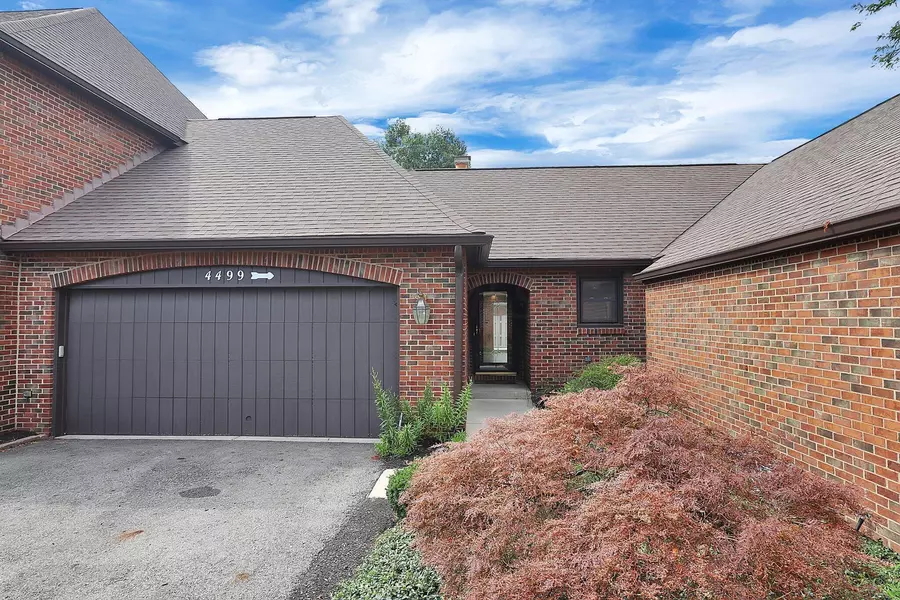 4499 Carriage Hill Lane, Upper Arlington, OH 43220