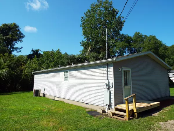 Buchtel, OH 45716,5269 Euclid Avenue