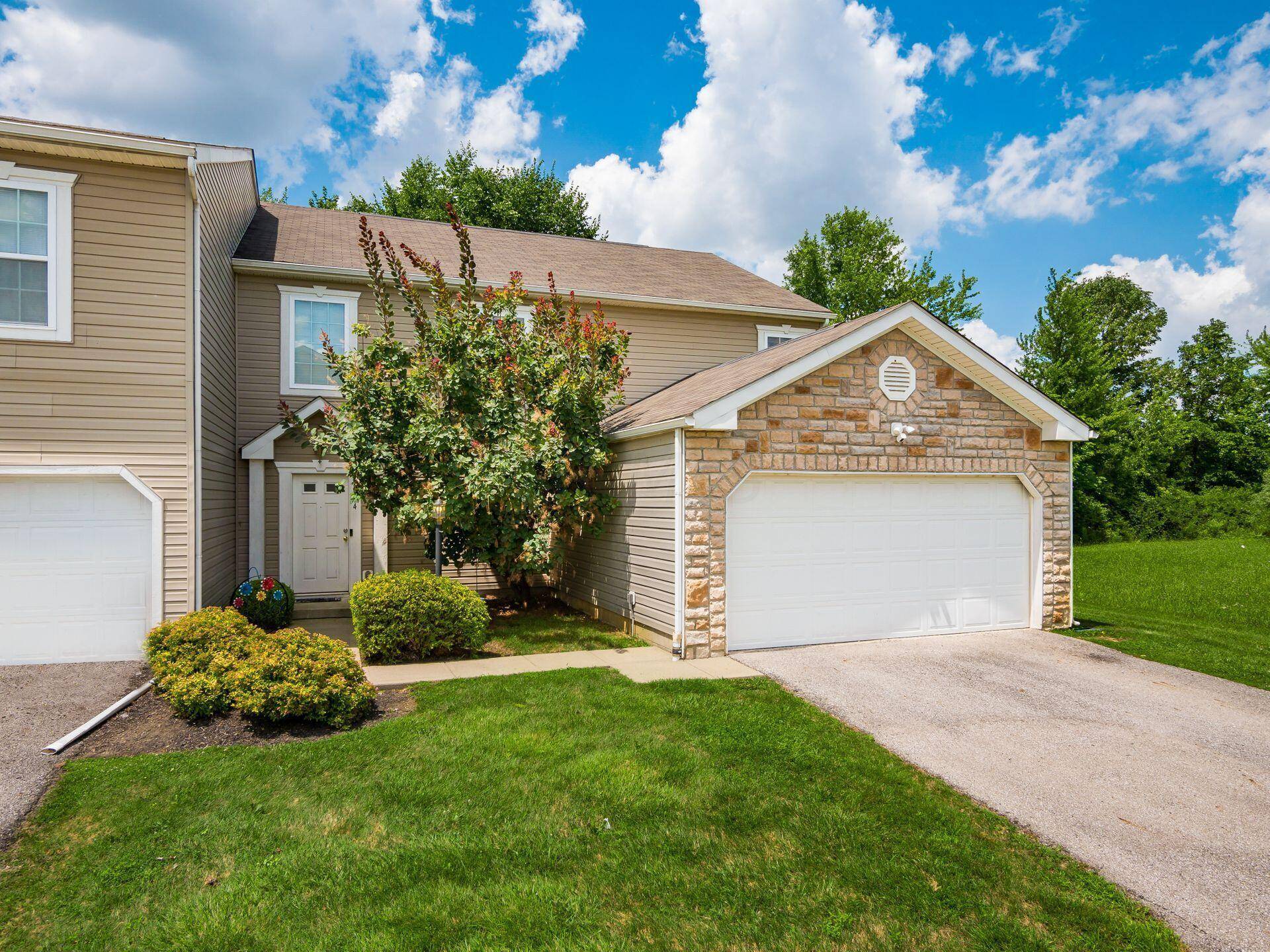 114 Dusky Willow Drive,  Etna,  OH 43068