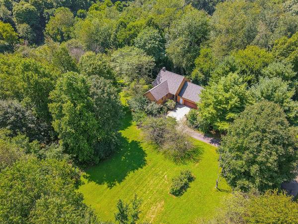 1470 James Road,  Granville,  OH 43023