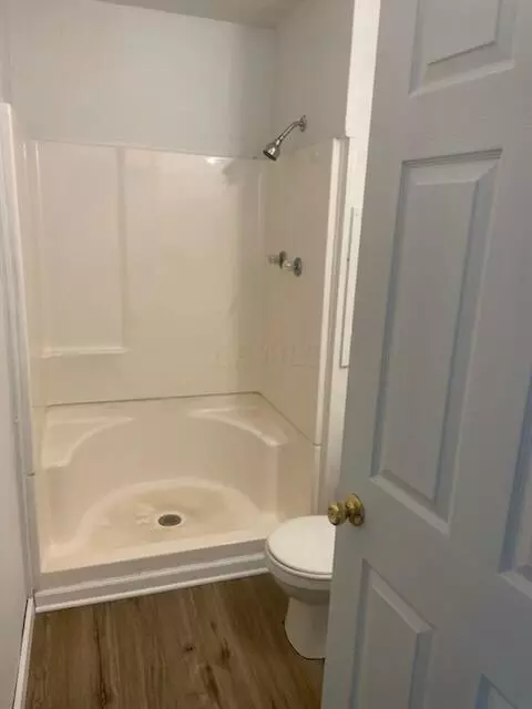 Jeffersonville, OH 43128,1 Fawkes Street