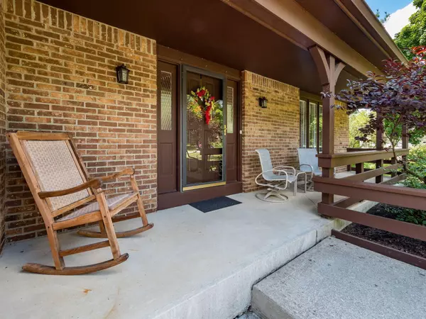 Powell, OH 43065,4915 Bayhill Drive