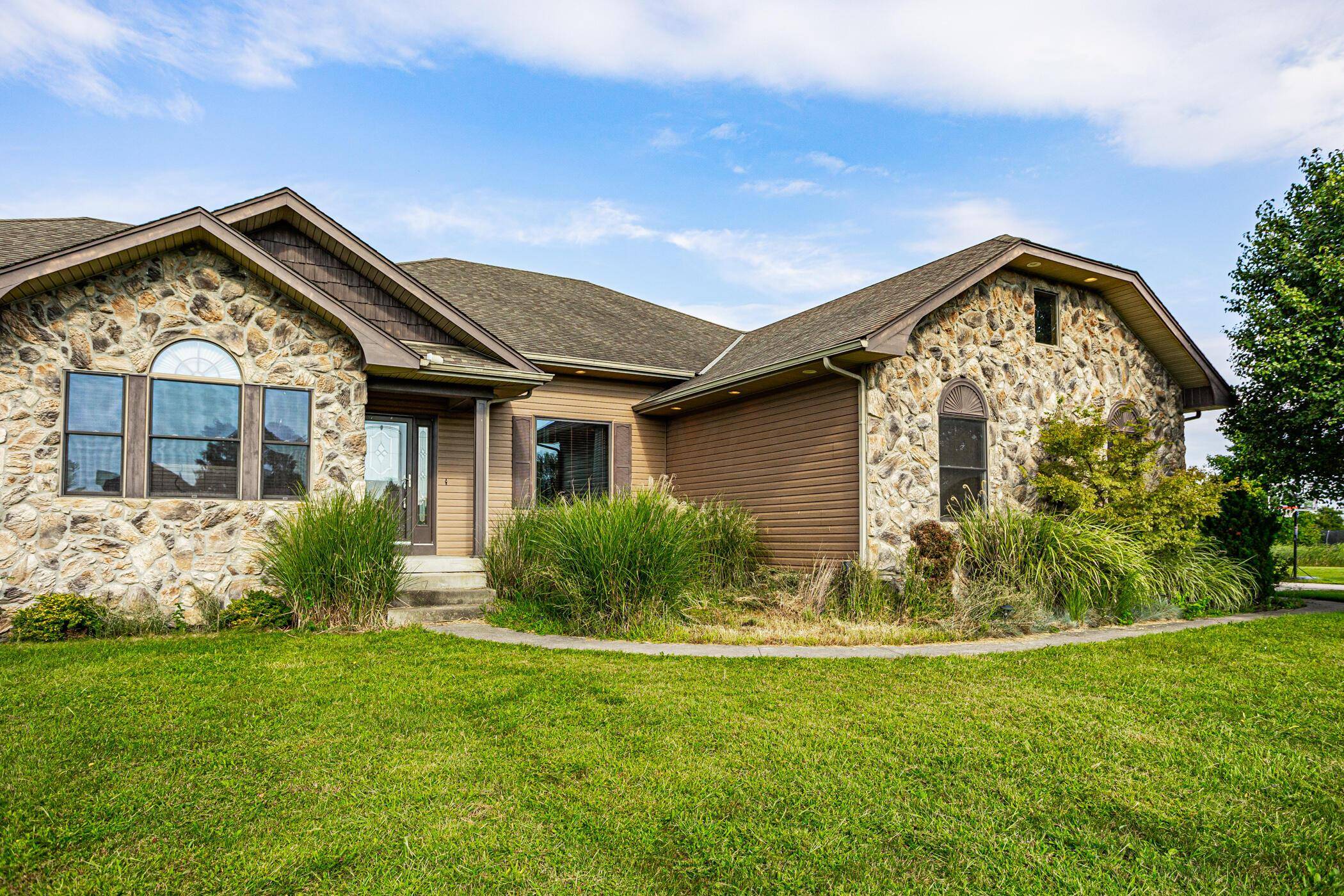 Carroll, OH 43112,4457 Meadowgrove Drive