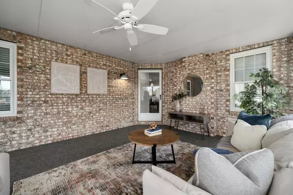 Gahanna, OH 43230,314 Villa Oaks Lane