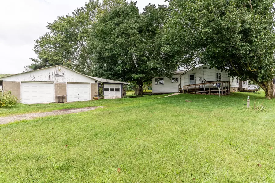 21080 Schenck Creek Road, Howard, OH 43028