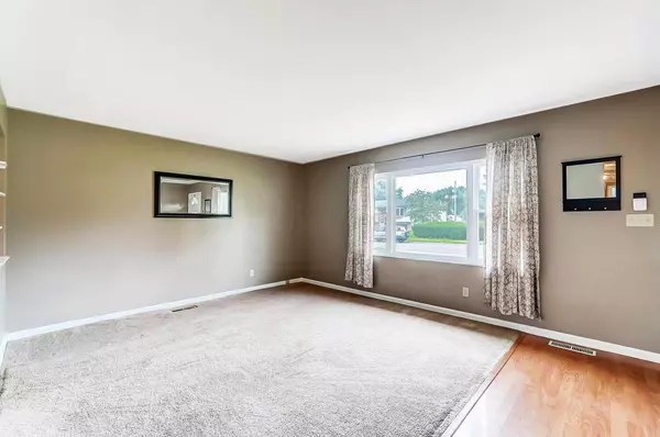 Gahanna, OH 43230,184 Oberlin Court