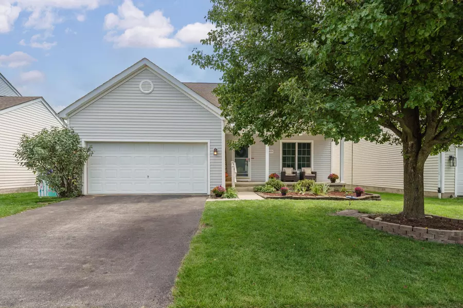 8578 Smokey Hollow Drive, Lewis Center, OH 43035