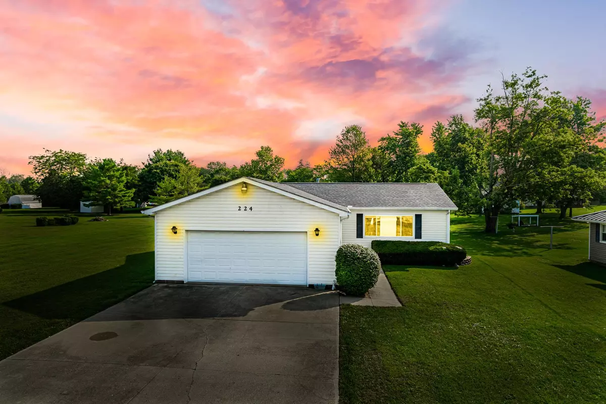 South Charleston, OH 45368,224 Old Springfield Road