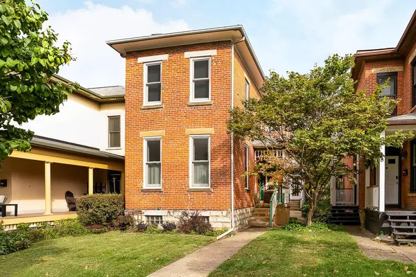 66 E Hubbard Avenue, Columbus, OH 43215