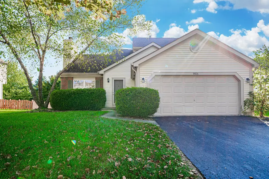 9104 Longstone Drive, Lewis Center, OH 43035