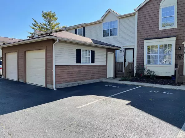 4973 Stoneybrook Boulevard #14D, Hilliard, OH 43026