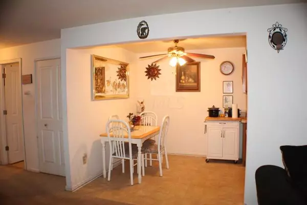 Maple Heights, OH 44137,5378 Lee Road #25