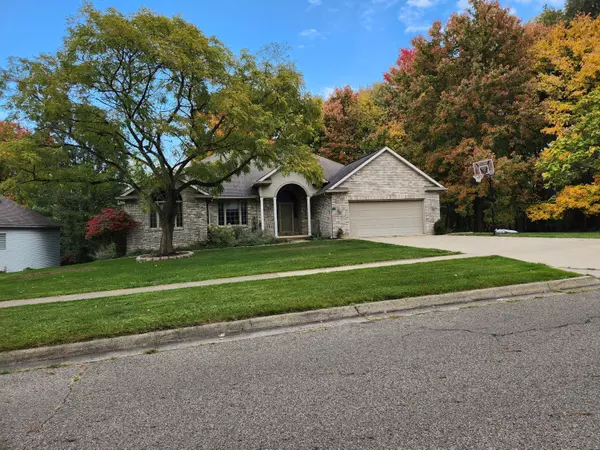 24 Woodlake Trail, Mount Vernon, OH 43050