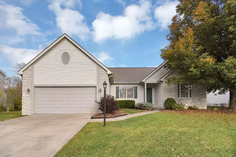 8180 Woodstream Drive, Canal Winchester, OH 43110