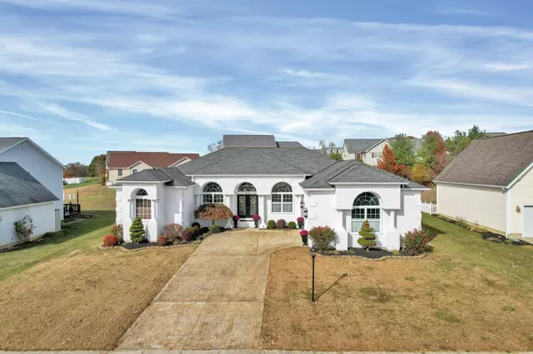 1046 Ridge Drive, Circleville, OH 43113