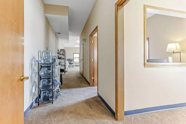 Gahanna, OH 43230,676 Brook Hollow