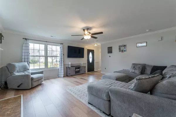 South Bloomfield, OH 43103,83 Richard Avenue