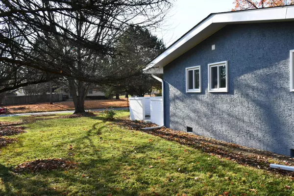 Columbus, OH 43221,3042 Trentwood Road