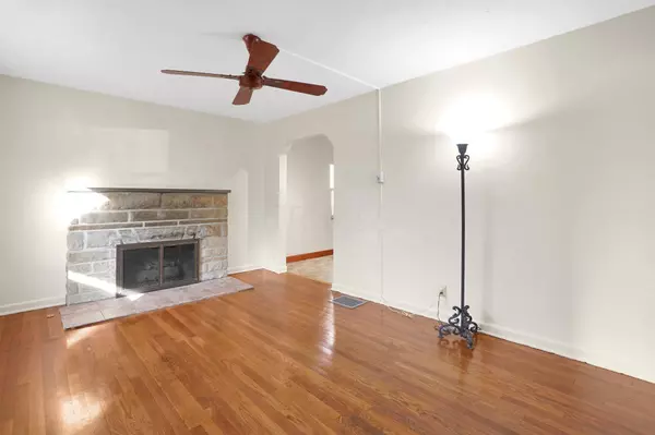 Columbus, OH 43214,254 E Lincoln Avenue