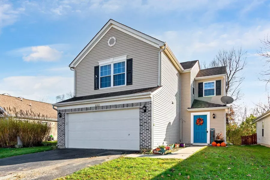 6883 Riding Trail Drive, Canal Winchester, OH 43110