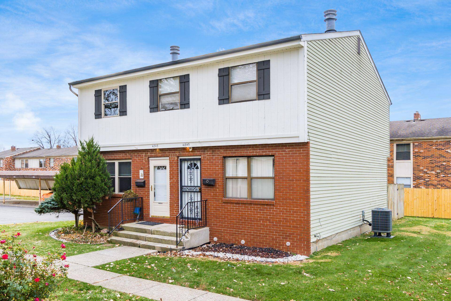 Columbus, OH 43229,4843 Snowbird Circle #12-B